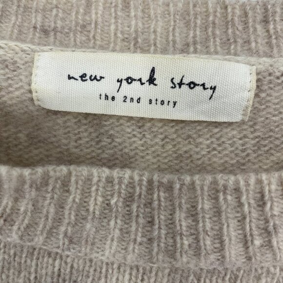 New York Story tan “Green and Gorgeous” sweater - Picture 4 of 11